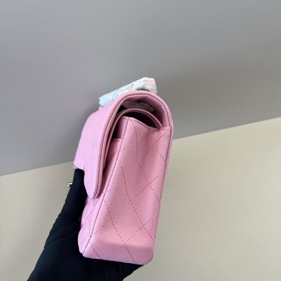 CHANEL Classic Flap Bag CF Bag Like New - Picture 3 of 9